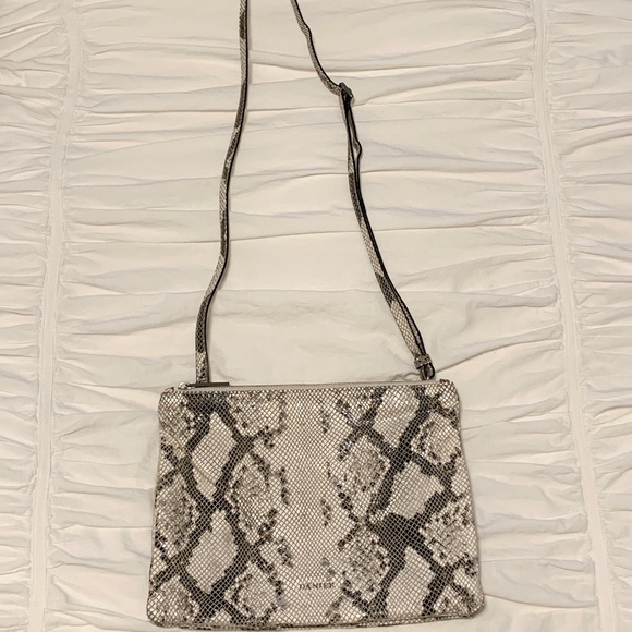 DANIER Snakeskin Crossbody - Picture 3 of 5